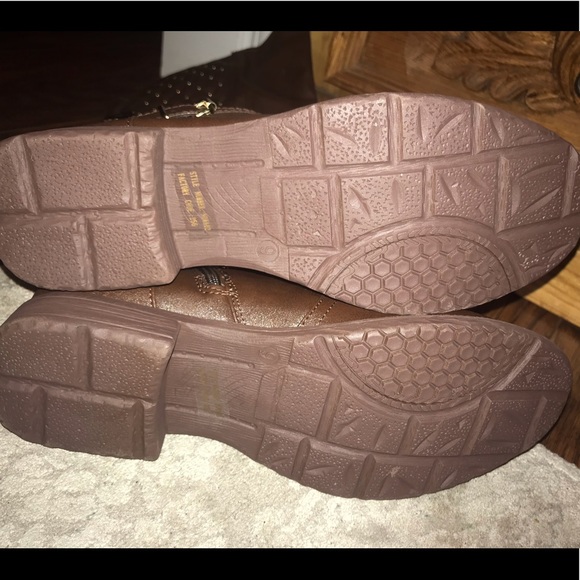 💰SOLD-NEW Anthropologie studded quilted riding boots - Picture 5 of 5